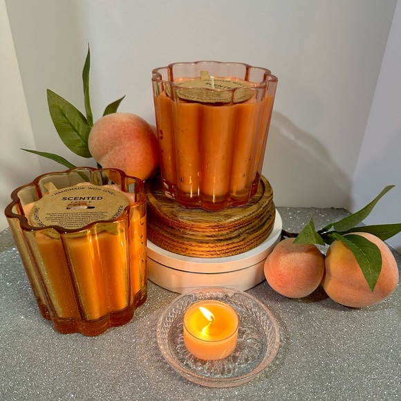 FUZZY PATCHOULI, @SCENT_UNLEASHED LUXURY HAND POURED SCENTED CANDLES - Picture 1 of 4